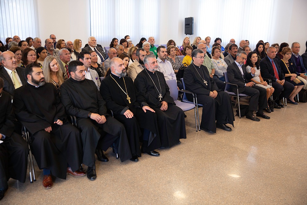 Ամենայն Հայոց Կաթողիկոսն ընդունեց ԱՄՆ Հայոց Արևելյան և Արևմտյան թեմերի ուխտավորներին (նկարներ) 12 AMN arevelyan arevmtyan tem 1