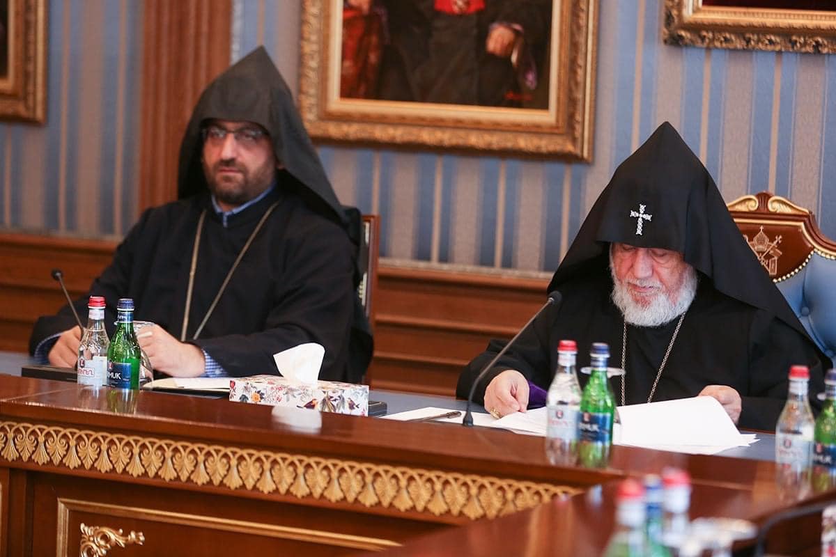 Մայր Աթոռ Սուրբ Էջմիածնում սկսվեց Գերագույն հոգևոր խորհրդի ժողովը (նկարներ) 17 GHK joghov avart 6