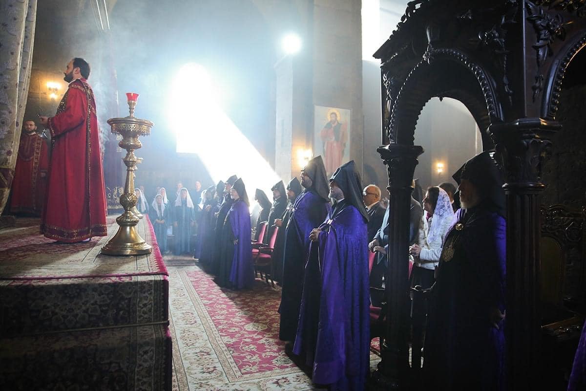 Հայրապետական մաղթանք Մայր Աթոռ Սուրբ Էջմիածնում (նկարներ) 28 Hayrapetakan maghtanq 17