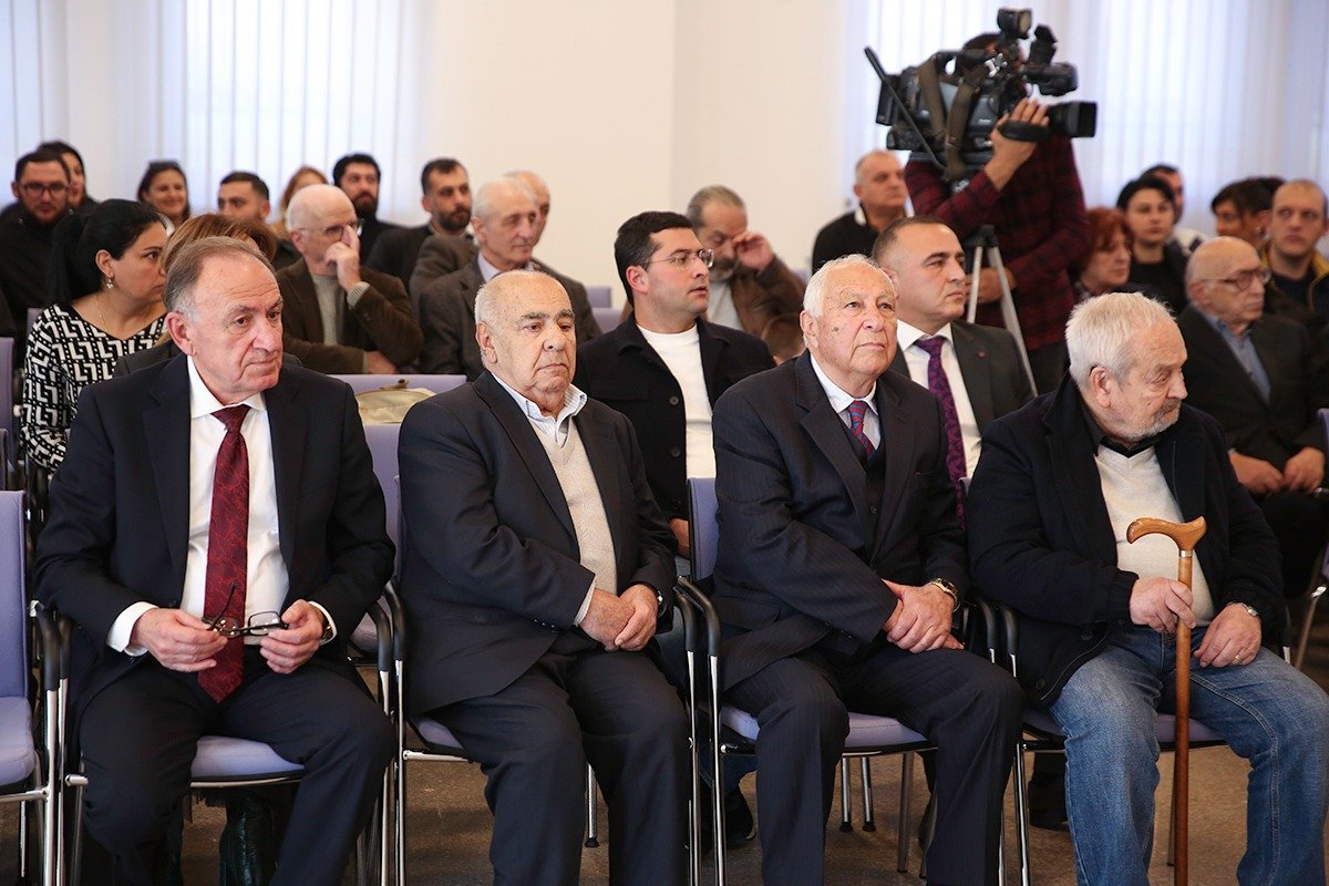 Shqnshanneri handznum 2