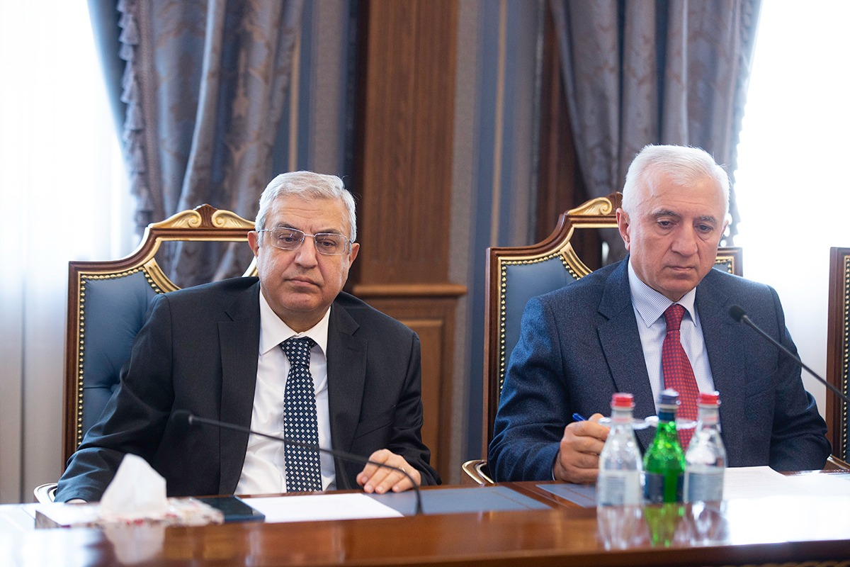 Մայր Աթոռ Ս. Էջմիածնում սկսվեց Գերագույն հոգևոր խորհրդի ժողովը (նկարներ) 16 GHX 20 5