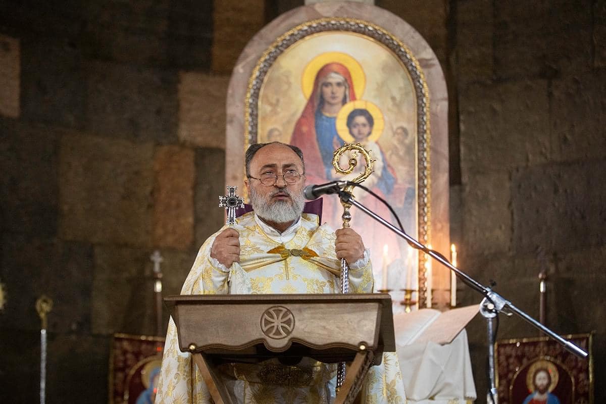 Սուրբ Հարության Ճրագալույցի Պատարագը Սուրբ Գայանե վանքում (նկարներ) 23 Chragaluc 12