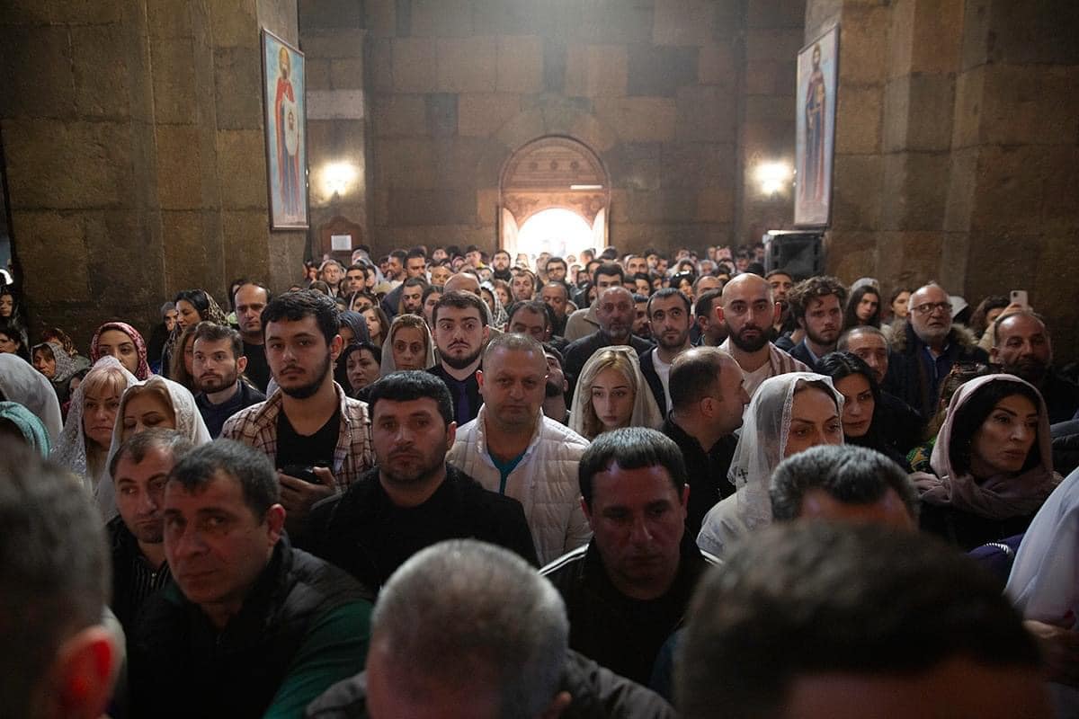Սուրբ Հարության Ճրագալույցի Պատարագը Սուրբ Գայանե վանքում (նկարներ) 17 Chragaluc 6
