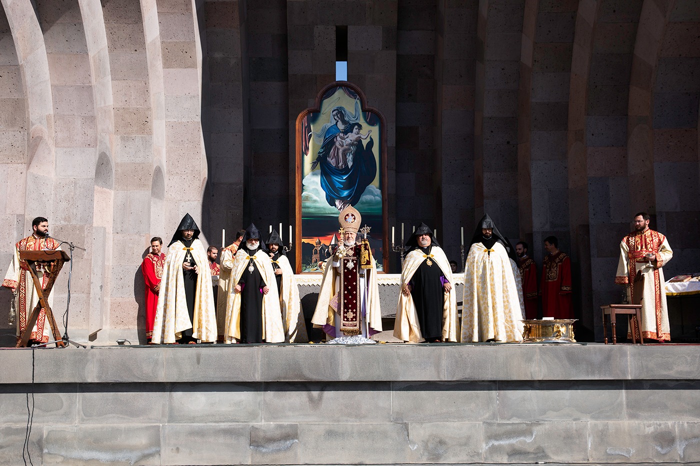 Մայր Աթոռում կատարվեց Ոտնլվայի կարգը (նկարներ) 14 Votnlva Mayr Ator 3