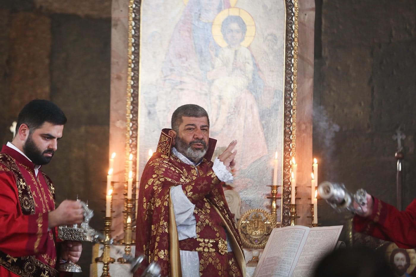 Հայոց Ցեղասպանության սուրբ նահատակների ոգեկոչման արարողությունները Մայր Աթոռ Սուրբ Էջմիածնում (նկարներ) 13 Surb nahtak 2