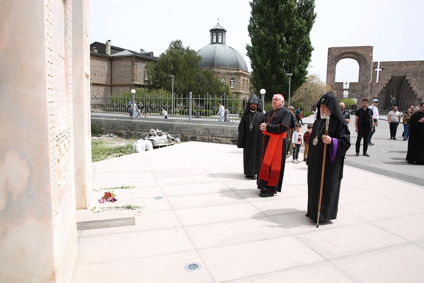 Հայոց Ցեղասպանության սուրբ նահատակների ոգեկոչման արարողությունները Մայր Աթոռ Սուրբ Էջմիածնում (նկարներ) 17 Surb nahtak 6