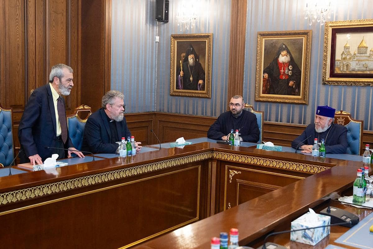 Ամենայն Հայոց Կաթողիկոսն ընդունեց «Դանիական-հայկական բարեգործական առաքելություն» ՀԿ անդամներին (նկարներ) 13 hay danikan 2