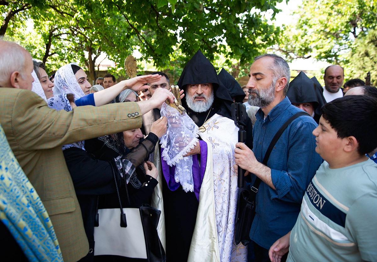 Տոնախմբվեց Սուրբ Հռիփսիմյանց կույսերի հիշատակը (նկարներ) 21 Hripsimyanc ton 10