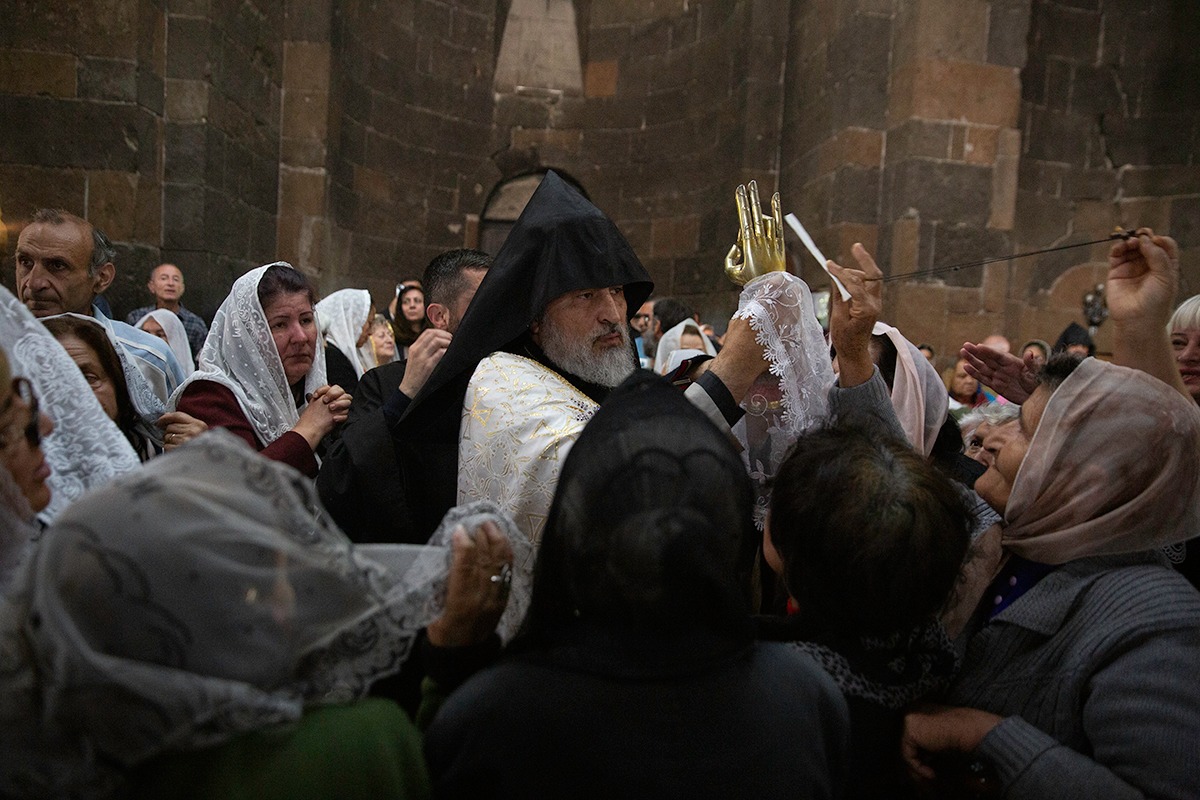 Տոնախմբվեց Սուրբ Հռիփսիմյանց կույսերի հիշատակը (նկարներ) 22 Hripsimyanc ton 11