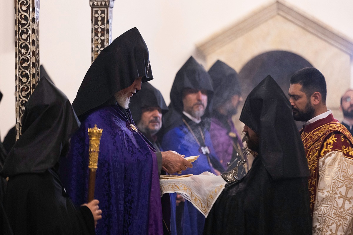 Կ. Պոլսի Հայոց Պատրիարքը Մայր Տաճարում մատուցեց Սուրբ Պատարագ (Նկարներ) 26 Sahak Patarag 15