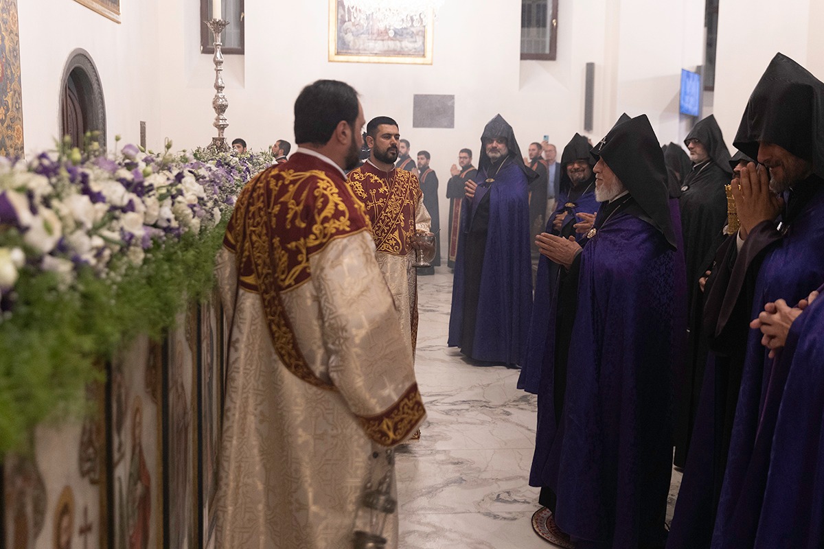 Կ. Պոլսի Հայոց Պատրիարքը Մայր Տաճարում մատուցեց Սուրբ Պատարագ (Նկարներ) 17 Sahak Patarag 6