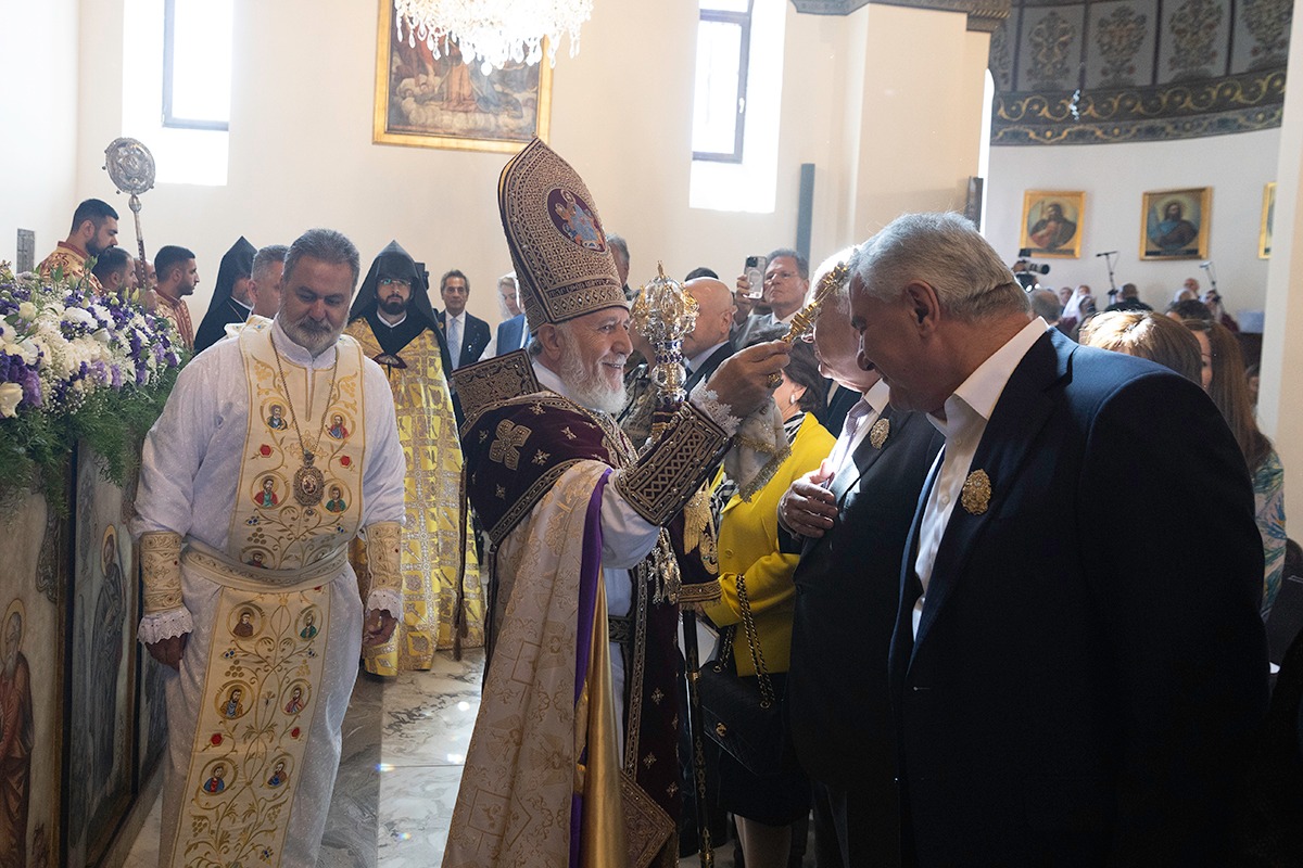 Տեղի ունեցավ Մայր Տաճարի վերաօծման արարողությունը և մատուցվեց Հայրապետական Սուրբ Պատարագ (նկարներ) 41 Tachari otsum 30