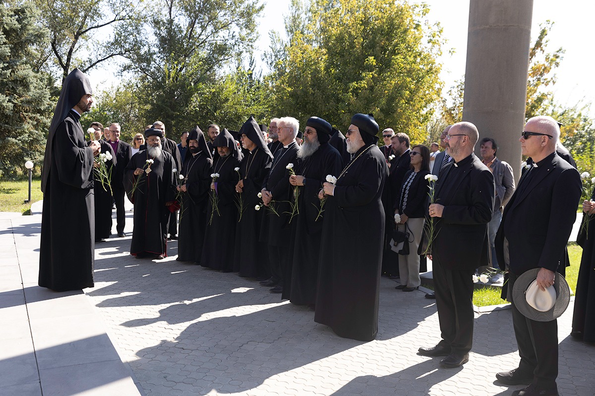 Tsiternakaberd aghotq 10