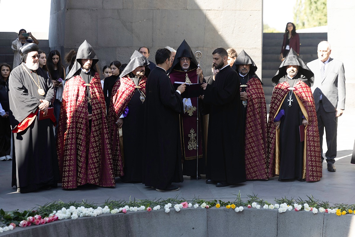 Tsiternakaberd aghotq 6