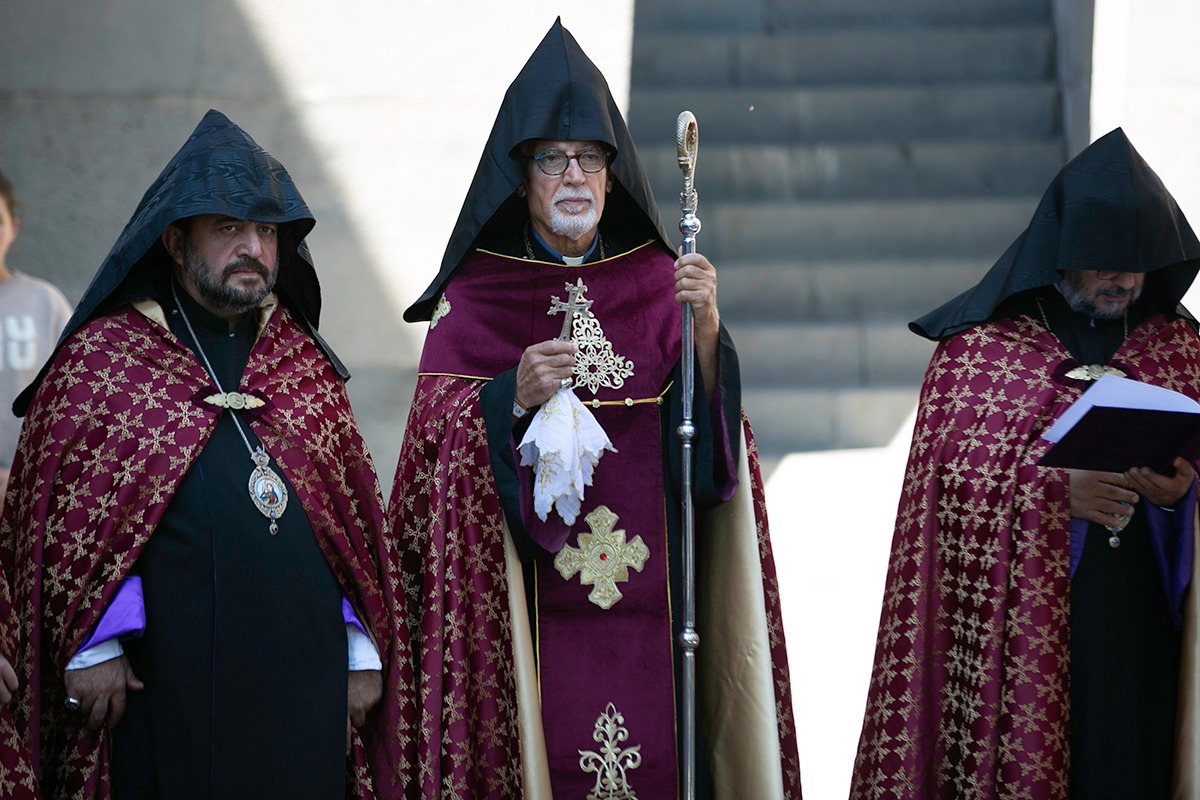 Tsiternakaberd aghotq 7