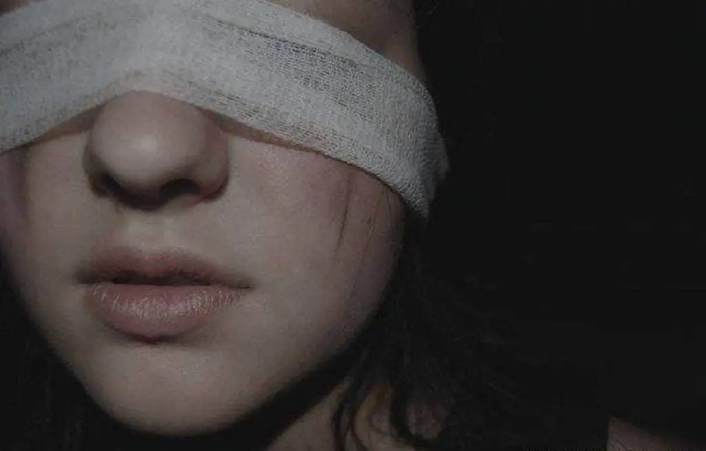 Andznazohutyun e1468692275899