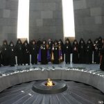 Հայ Եկեղեցու Եպիսկոպոսաց ժողովի մասնակիցներն այցելեցին Ծիծեռնակաբերդ (նկարներ) 12 10 Ayc Tsitsernakaberd 4