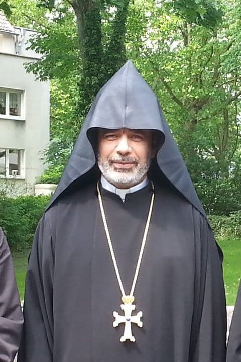 Եկեղեցականի նոր նշանակում 11 Hayr Serovbe