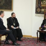 Ամենայն Հայոց Կաթողիկոսն ընդունեց ՀՀ-ում Ավստրալիայի դեսպանին 23 24 Ambassador of Australia 1