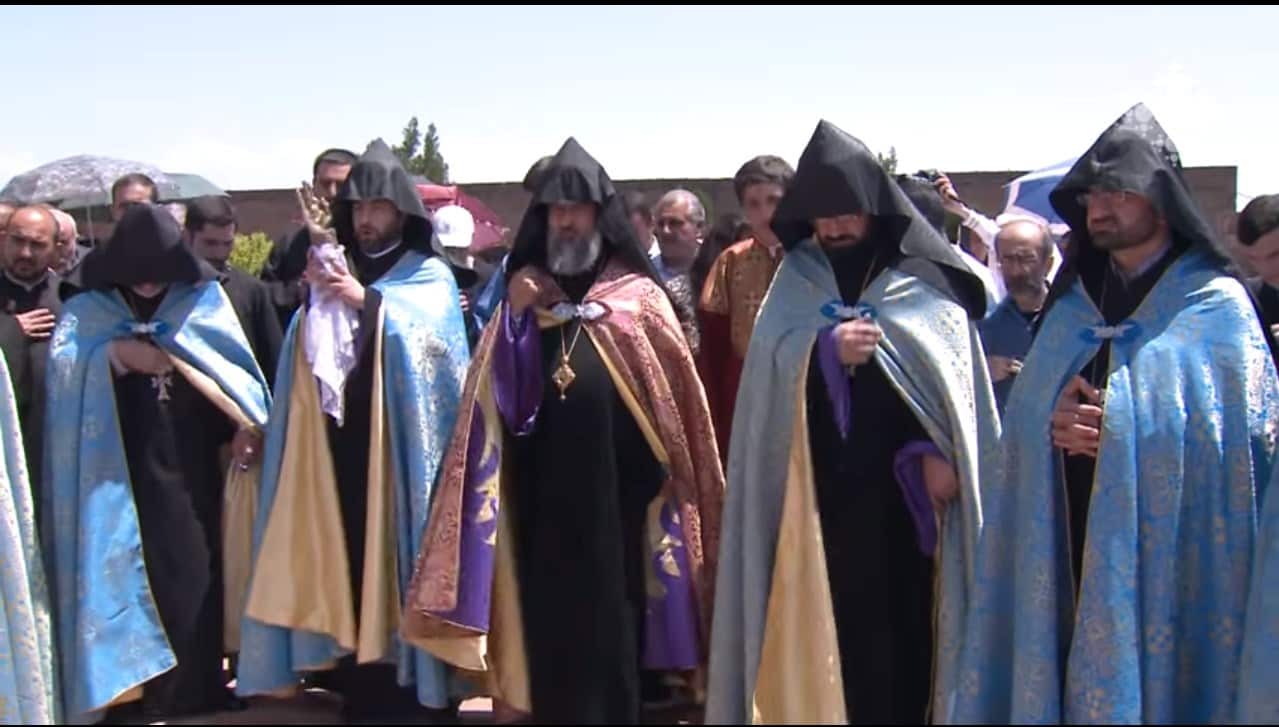 Եկեղեցական կյանք 23.05.2016 11 Ekexecakan lrahos 23.05
