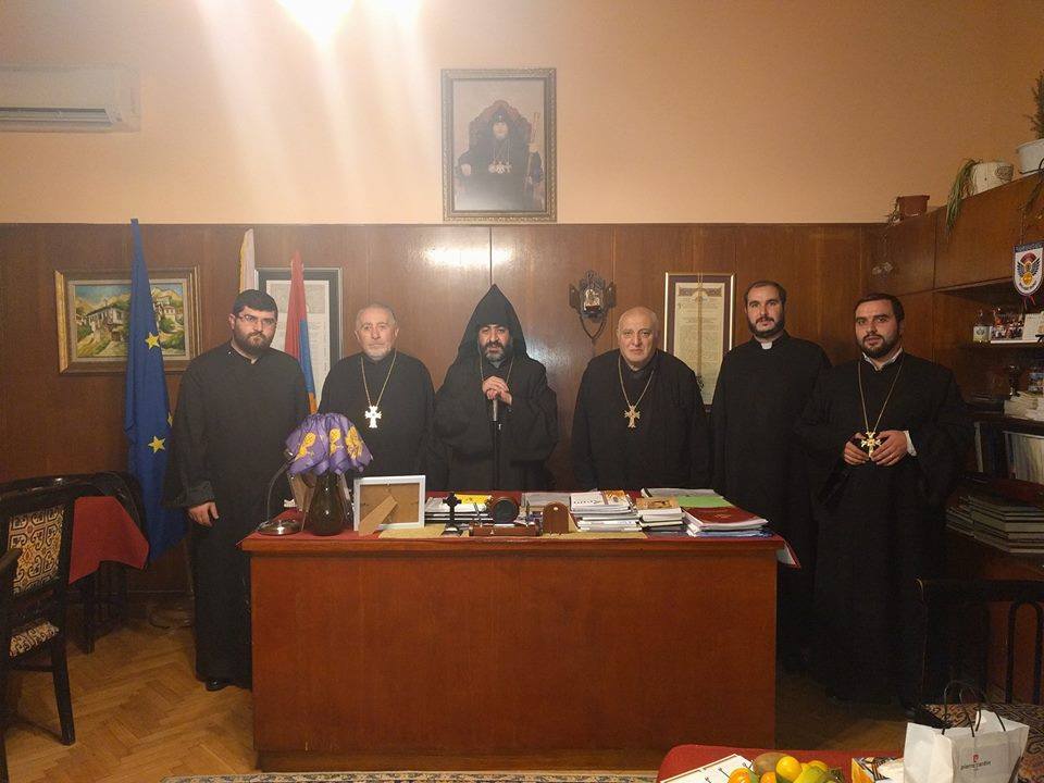 Քահանայից ժողով Բուլղարիայի հայոց թեմում 11 Bulgharia qahanayic joghov2