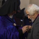 Մայր Աթոռ Սուրբ Էջմիածնում տեղի ունեցավ շքանշանի հանձնման արարողություն (նկարներ) 13 15 4