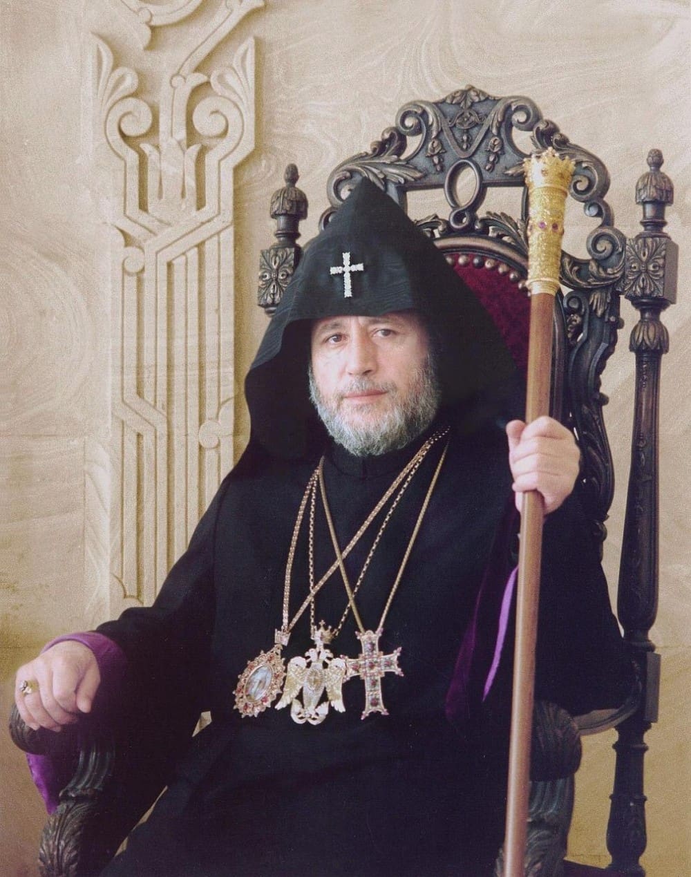 Ամենայն Հայոց Կաթողիկոսը շնորհավորել է Մեծի Տանն Կիլիկիո Կաթողիկոսին ծննդյան 70-ամյակի առիթով 11 Garegin B 257