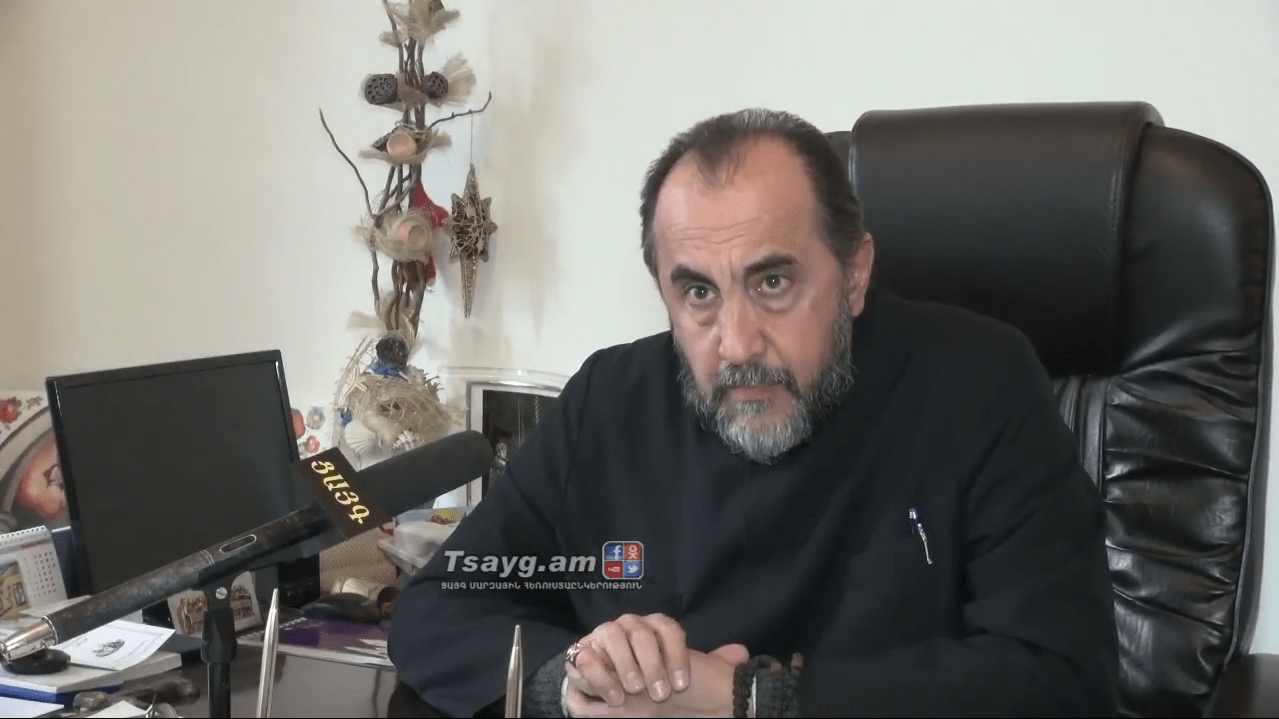 Miqayel Ajapahyan 6