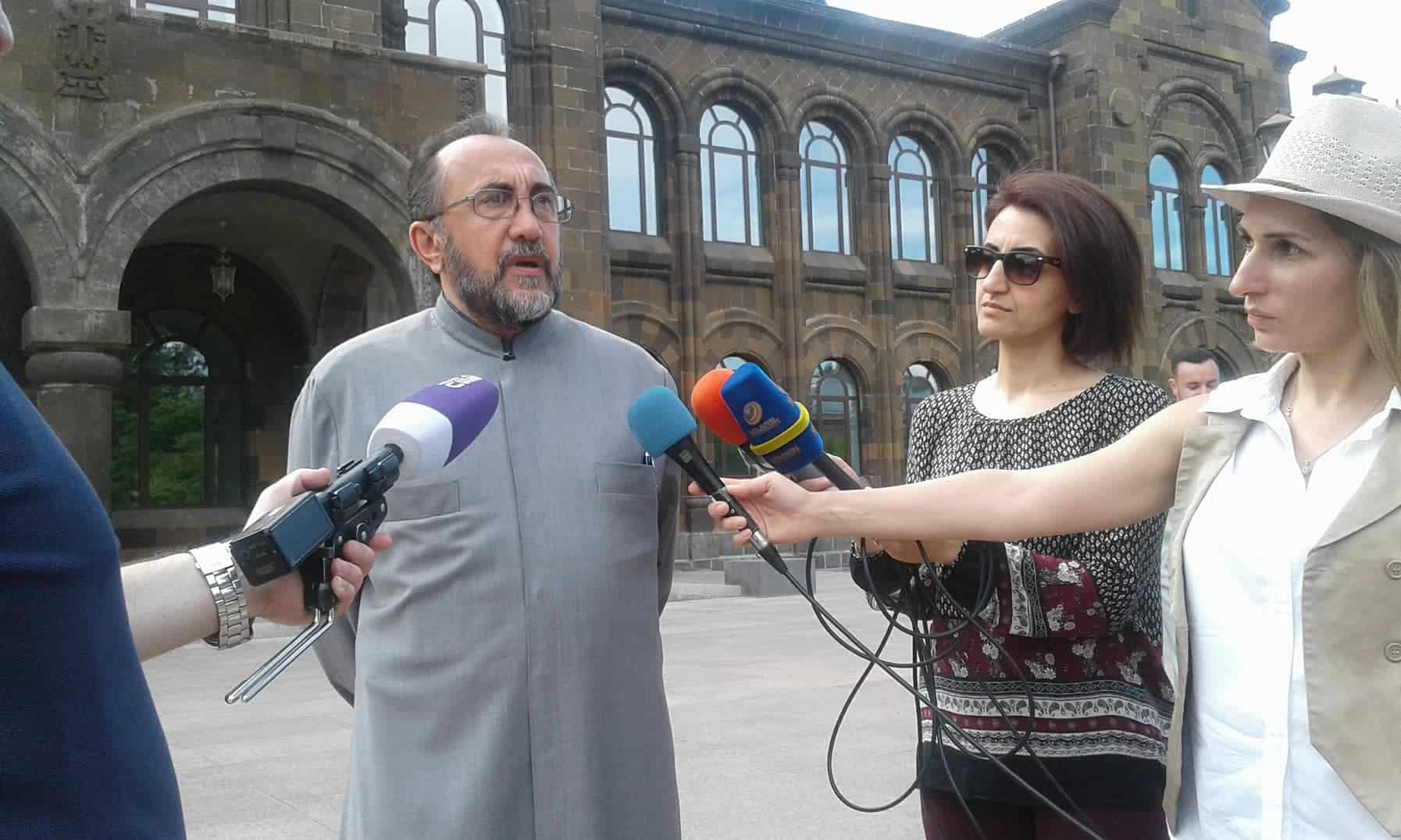 Miqayel eps. Ajapahyan 325