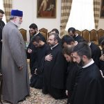 Ամենայն Հայոց Կաթողիկոսը հանդիպեց նորաօծ քահանաների հետ (նկարներ) 12 31 1 1