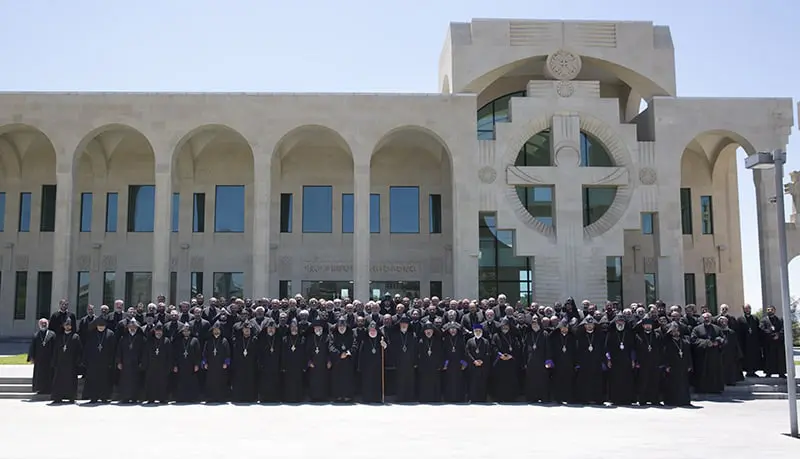 qahanayac joghov27 1