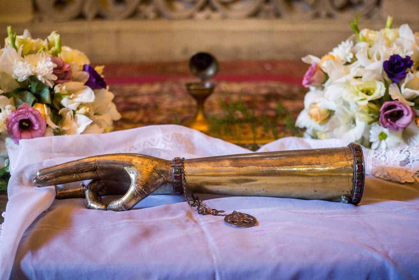 Երևանի Զորավոր Սուրբ Աստվածածին եկեղեցի կբերվի Սուրբ Անանիա առաքյալի մասնատուփ-աջը 11 Anania araqyal masunqakir ach