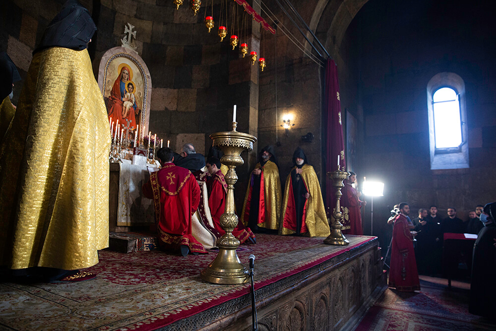 Հանրապետական մաղթանքի ընթացքում Ամենայն Հայոց Կաթողիկոսը հանդես եկավ ուղերձով (նկարներ, տեսանյութ) 11 29 3