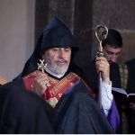 «Սուրբ Խաչի հրաշագործ զորությամբ թող խաղաղություն տիրի հայոց երկրին, մեր սուրբ Հայրենիքին». Եզրաս սրբազան 13 Ezras srbazan 526