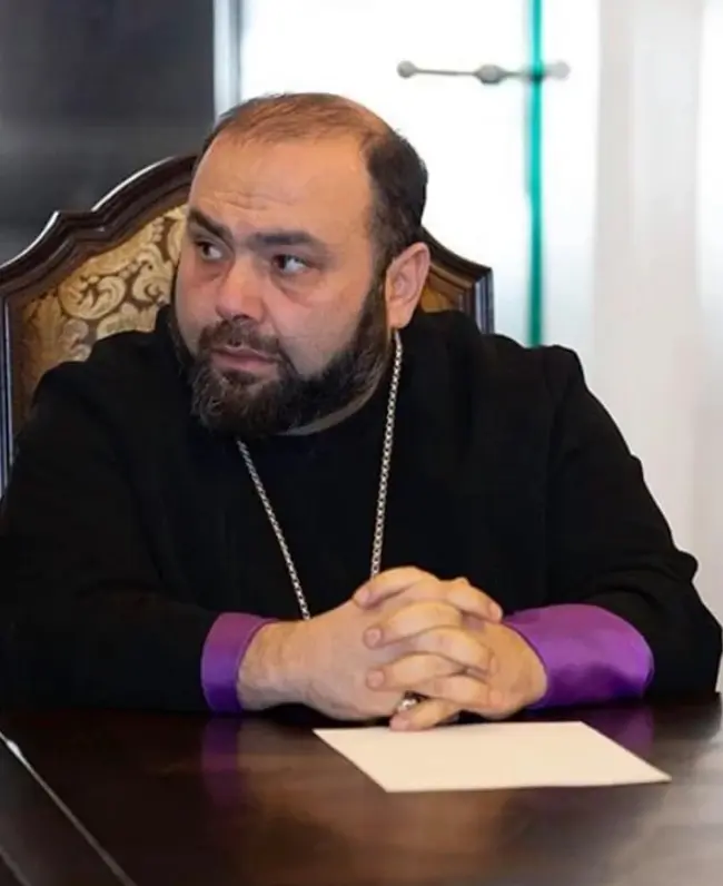 T. Mkrtich eps 324