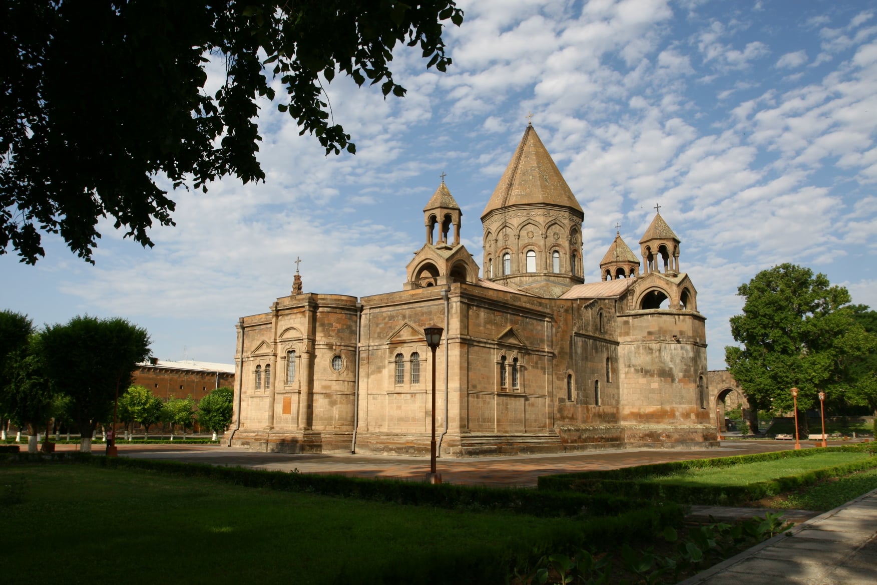 Շեյխ-ուլ-իսլամ Ալլահշուքյուր Փաշազադեի կողմից հերթական անգամ հնչեցվել են հերյուրական ու նենգափոխիչ հայտարություններ. Մայր Աթոռ Սուրբ Էջմիածին 11 Mayr Ator 875