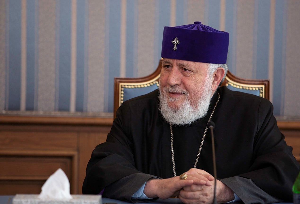 Ամենայն Հայոց Կաթողիկոսը մեկնեց ԱՄԷ 11 Garegin Katoghikos 9734