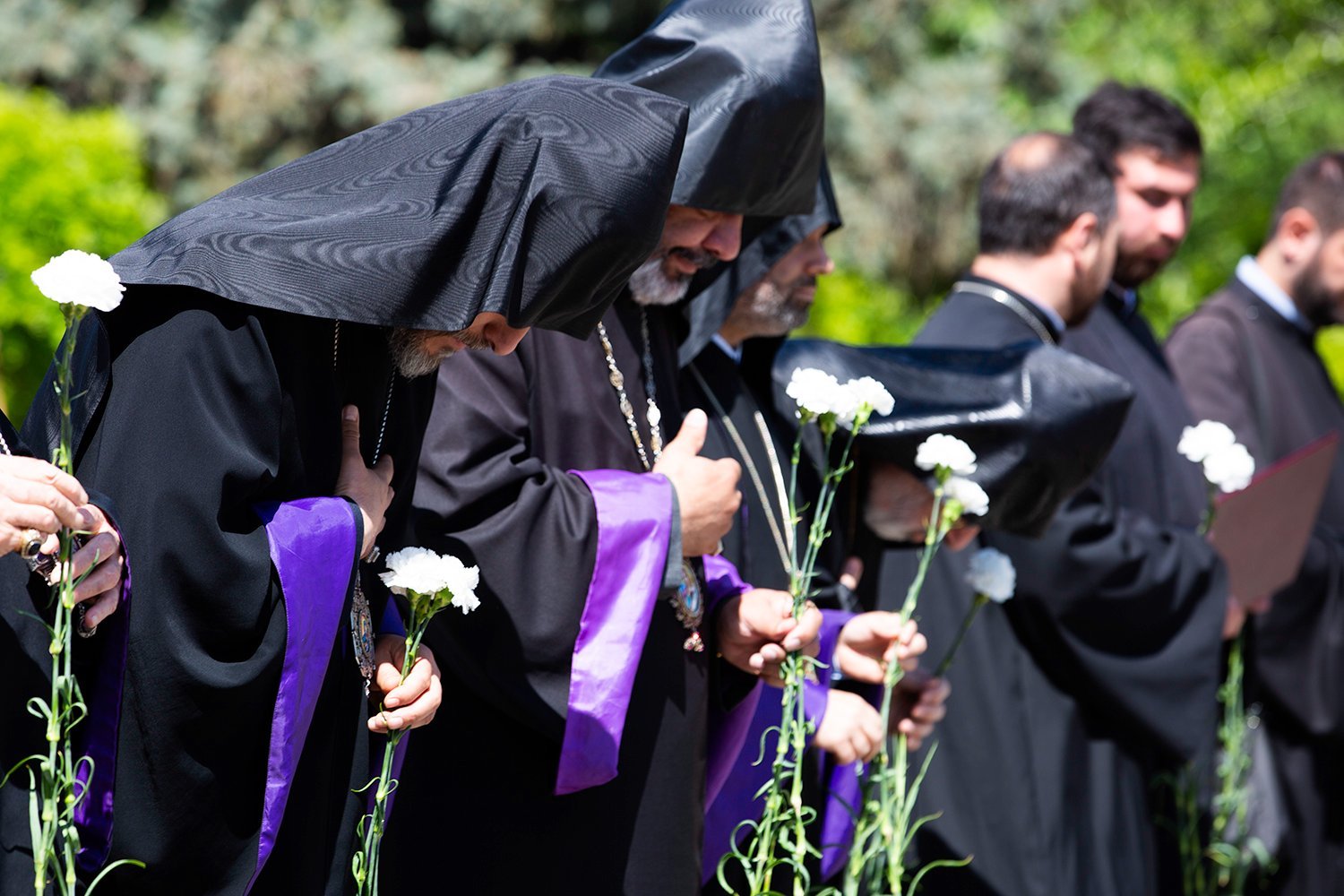 Մայր Աթոռի Սուրբ Էջմիածնի միաբաններն այցելեցին «Հաղթանակ» զբոսայգի 50 Hagh 09.06