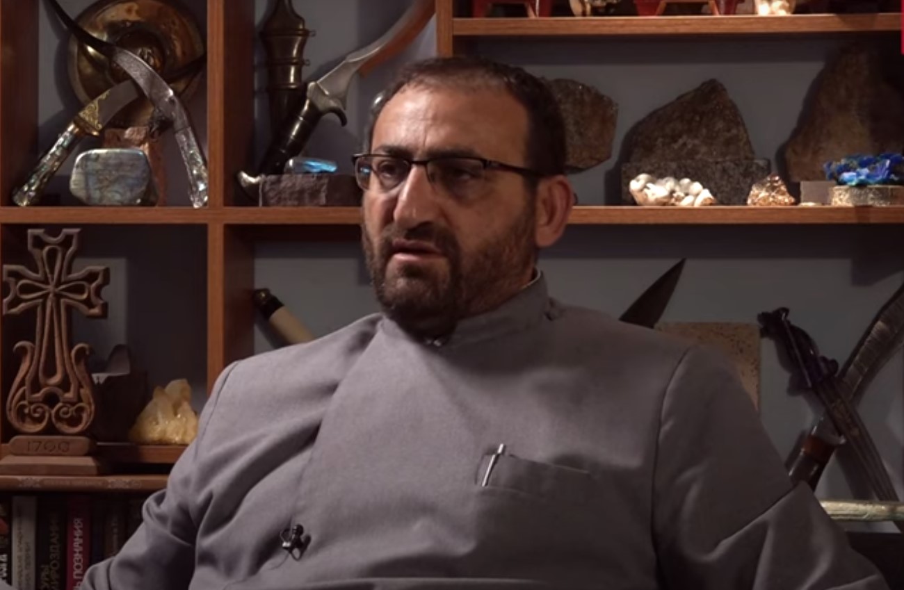 Խոսքը պետք է ծնվի պատասխանատվությունից . ՍԻՆԹԵԶ Արշակ եպիսկոպոս Խաչատրյանի հետ (տեսանյութ) 58 Arshak eps Sintez