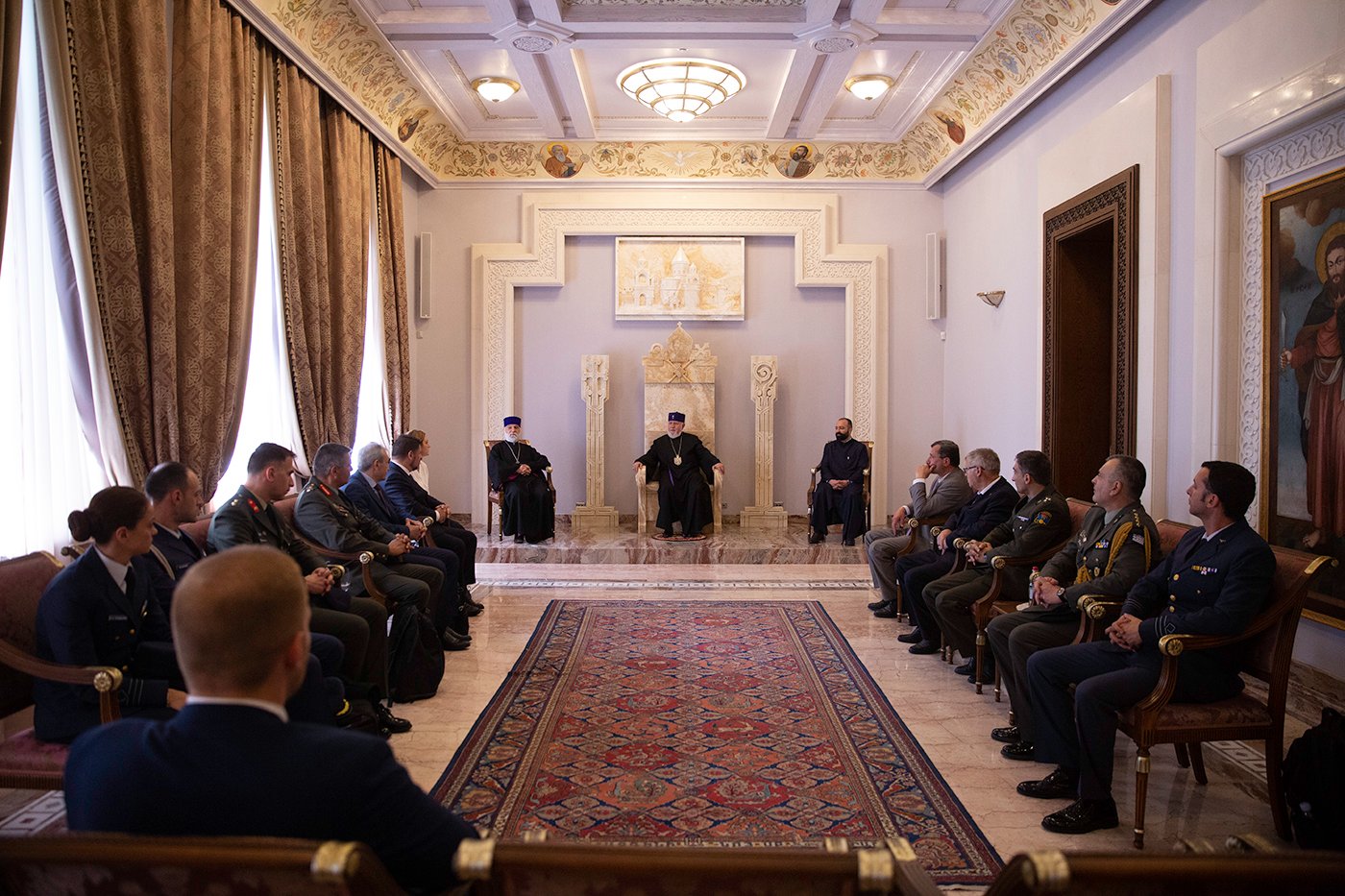 Հունաստանի ազգային պաշտպանության փոխնախարարն այցելեց Մայր Աթոռ Սուրբ Էջմիածին (նկարներ) 54 Hun pn 02.01