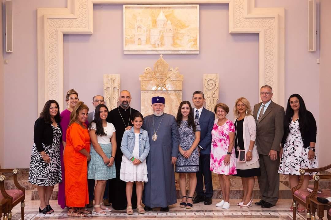 Ամենայն Հայոց Կաթողիկոսն ընդունեց ԱՄՆ Հայոց Արևելյան թեմի ուխտավորներին (նկարներ) 20 Arevelyan temi ughtavorner 3