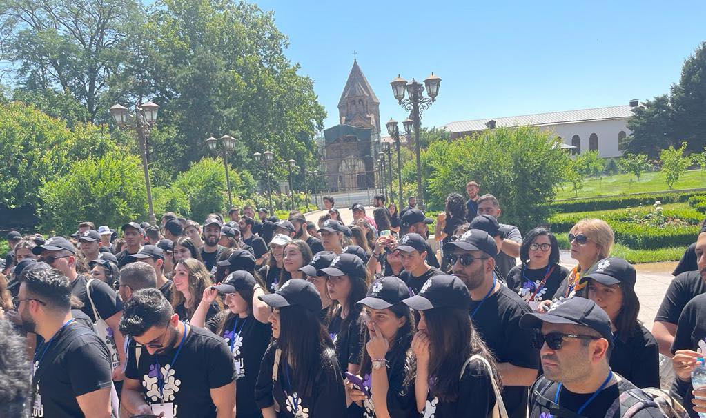 Ավարտվեց «ՀԵՀԵՄ-ը Հայաստան-Սփյուռք կամուրջ» համահայկական ուխտագնացությունը (նկարներ) 34 HEHEM ught avart 9