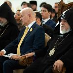 Մայր Աթոռ Սուրբ Էջմիածնում տոնախմբվեց Ռումինիայի Հայոց թեմի հիմնադրման 620-ամյակը (նկարներ) 22 Ruminyayi temi 620 2