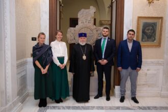 1FF49664 5D8D 4756 87A8 A2E9A7DE7741