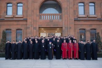 Ամենայն Հայոց Կաթողիկոսն ընդունեց Մայր Աթոռի սարկավագաց դասին (նկարներ) 40 Srkavagneri yndunelutyun 10