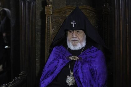 Garegin B Katoghikos 27