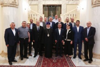 Ամենայն Հայոց Կաթողիկոսն ընդունեց ՀՅԴ Հայաստանի գերագույն մարմնի նորընտիր անդամներին 12 Hotda byuro 16.06.2023