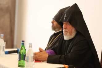 Եկեղեցին չունի որևէ այլ շահ, քան այն, որ բխում է Աստծո հանդեպ, հայրենիքի և ժողովրդի հանդեպ պատասխանատվությունից. Գարեգին Բ Ամենայն Հայոց Կաթողիկոս 22 Mibanakan hamagumar 9