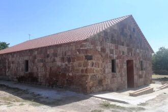 Տեղի կունենա Արուճի Ս. Աստվածածին եկեղեցու վերաօծման արարողությունը (նկարներ) 18 Aruch surb Astvatstin 3