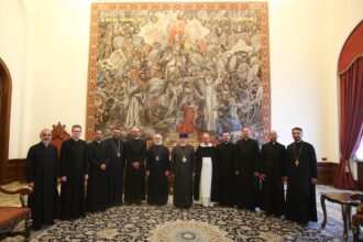 Ամենայն Հայոց Կաթողիկոսն ընդունեց կաթոլիկ հոգևորականների 22 Katolik hegevorkanner 2